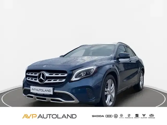 Mercedes-Benz GLA 180