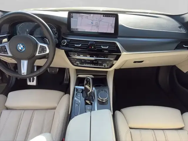 BMW 545