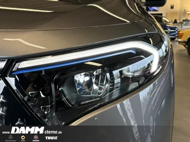 Mercedes-Benz EQB 300