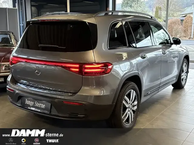 Mercedes-Benz EQB 300