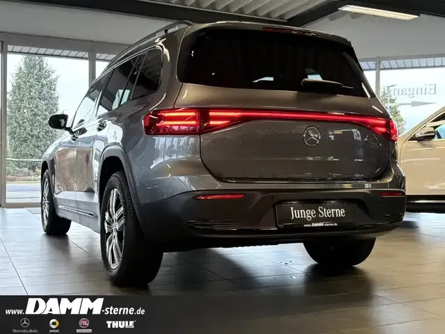 Mercedes-Benz EQB 300