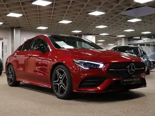 Mercedes-Benz CLA 200