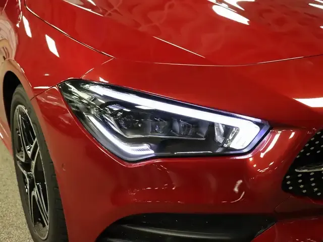 Mercedes-Benz CLA 200