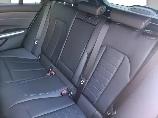 BMW 340