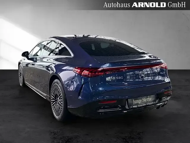 Mercedes-Benz EQS