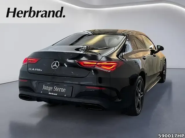 Mercedes-Benz CLA 250
