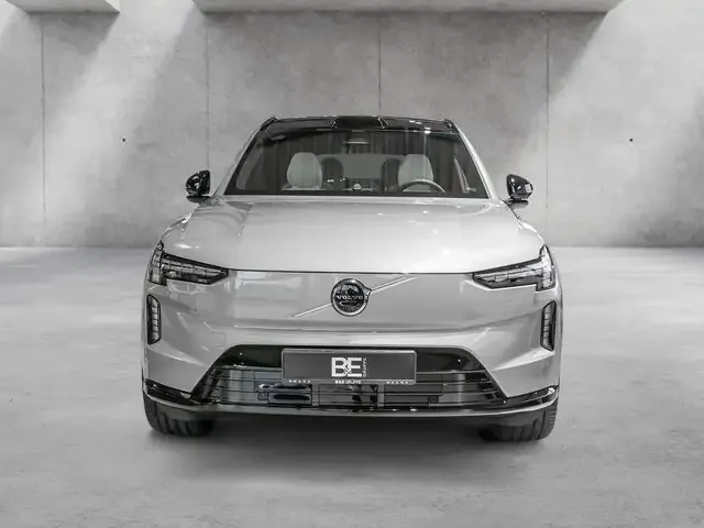 Volvo EX90