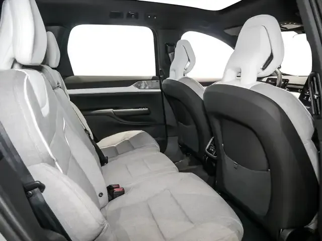 Volvo EX90