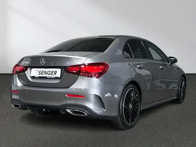 Mercedes-Benz A 200