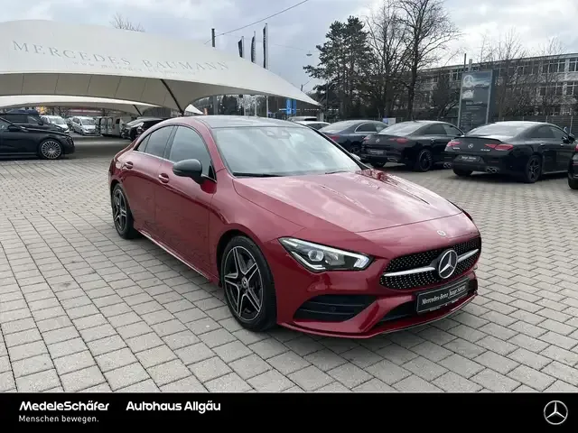 Mercedes-Benz CLA 180