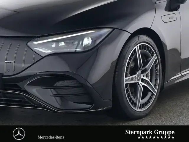 Mercedes-Benz EQE 43