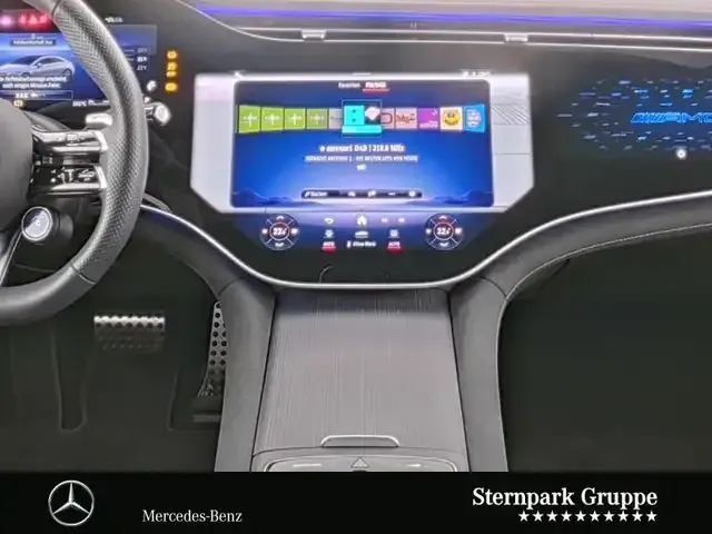 Mercedes-Benz EQE 43