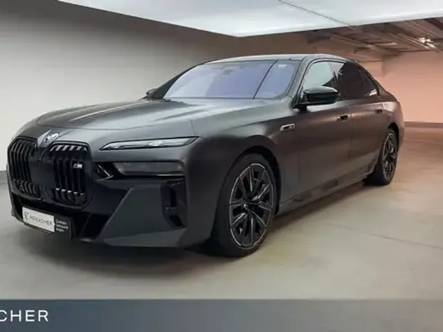 BMW 760
