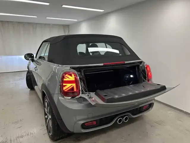 MINI Cooper S Cabrio