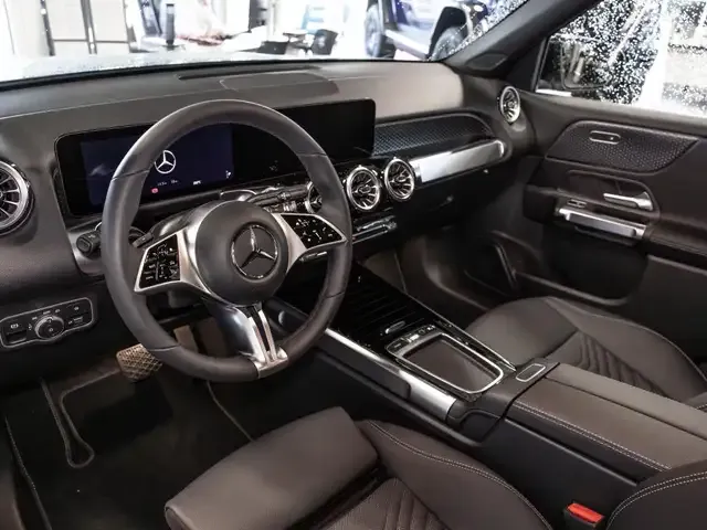 Mercedes-Benz GLB 200