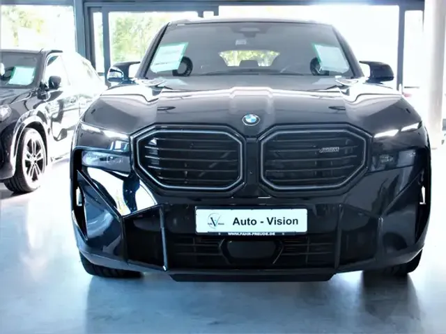 BMW XM