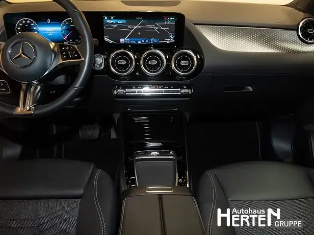 Mercedes-Benz GLA 180