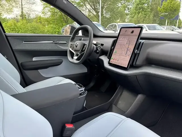 Volvo EX30