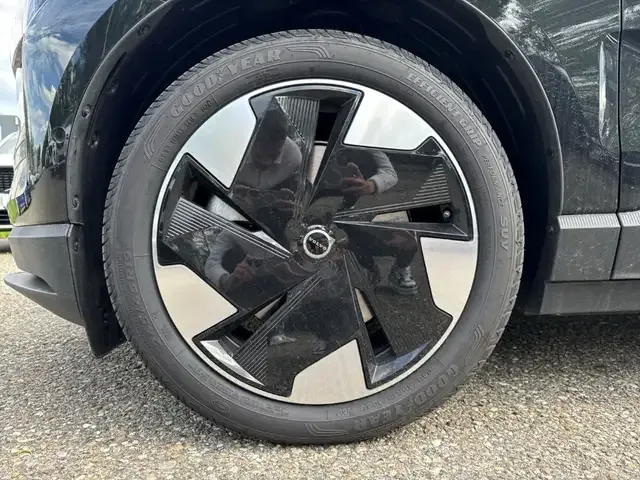Volvo EX30