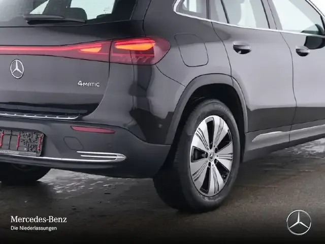 Mercedes-Benz EQA 300