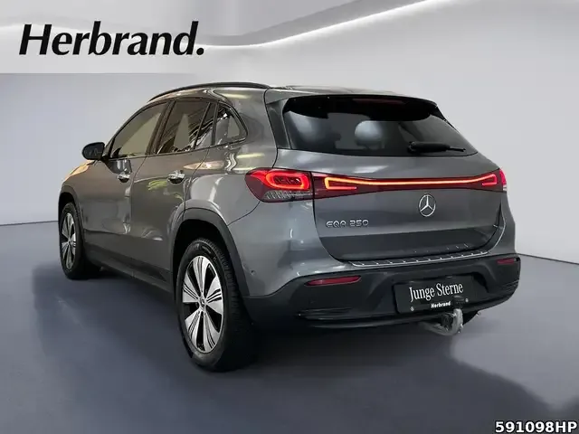 Mercedes-Benz EQA 250
