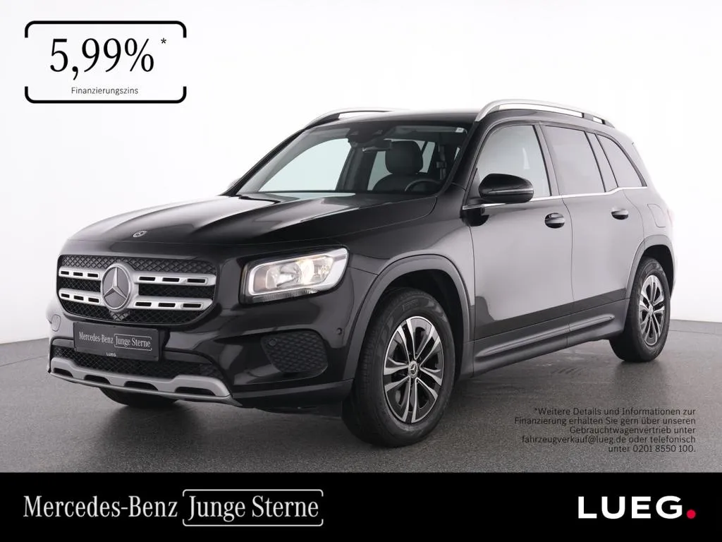Mercedes-Benz GLB 220