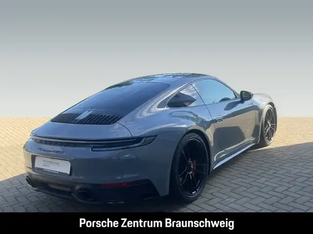Porsche 992