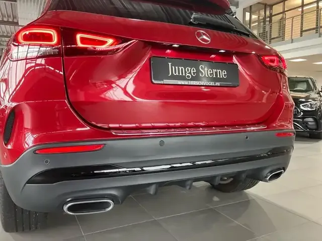 Mercedes-Benz GLA 250
