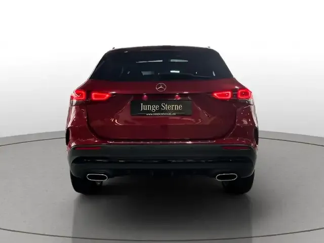 Mercedes-Benz GLA 250
