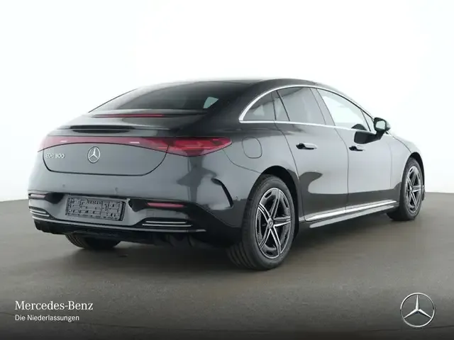 Mercedes-Benz EQE 300