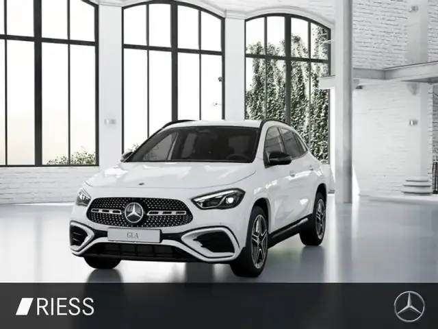 Mercedes-Benz GLA 220