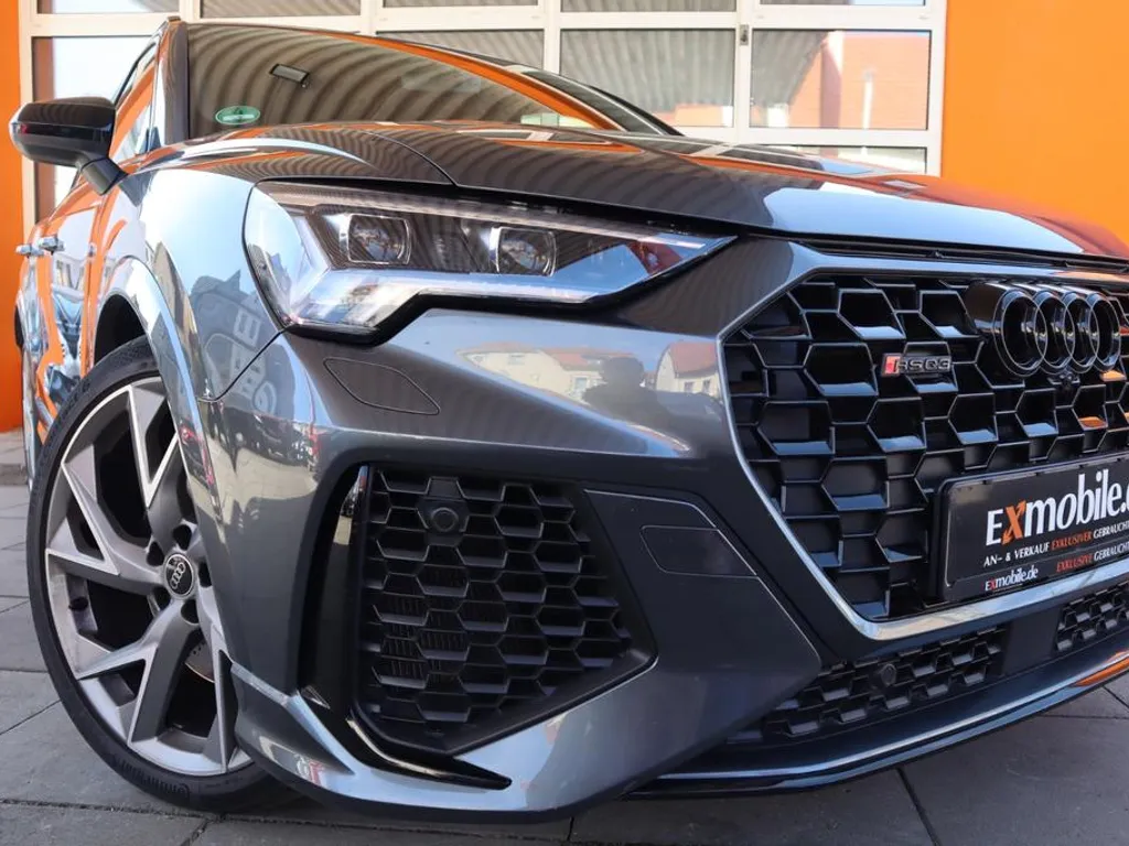 Audi RS Q3