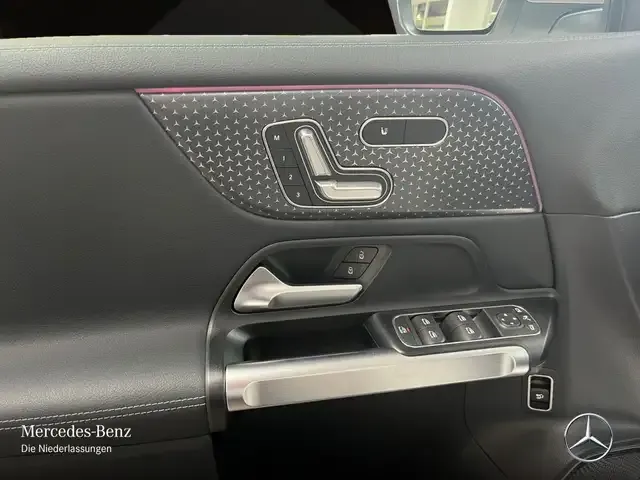 Mercedes-Benz EQB 350