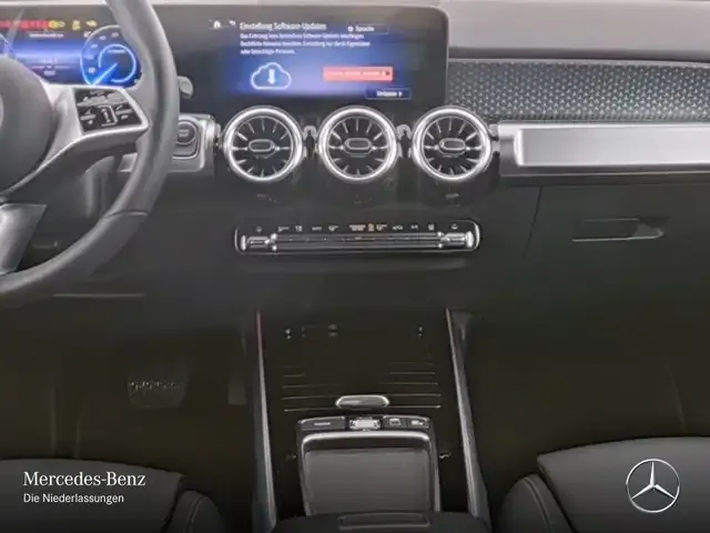 Mercedes-Benz EQB 350
