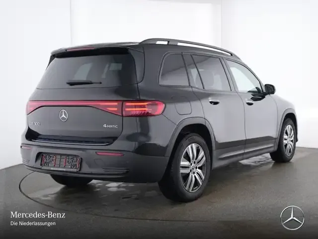 Mercedes-Benz EQB 300