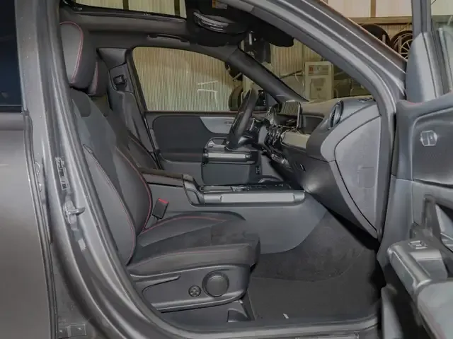 Mercedes-Benz GLB 250