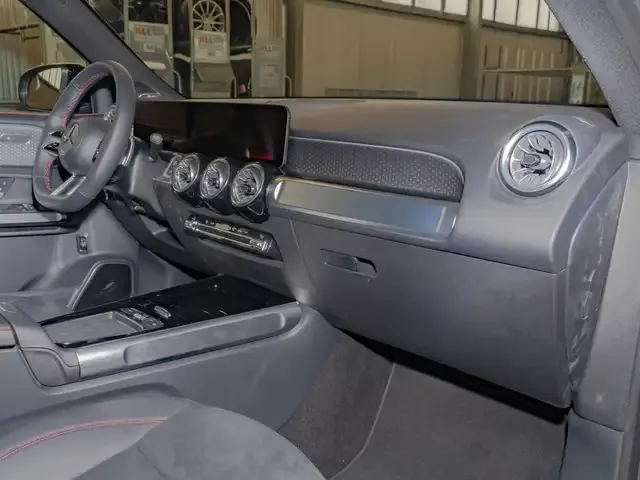 Mercedes-Benz GLB 250