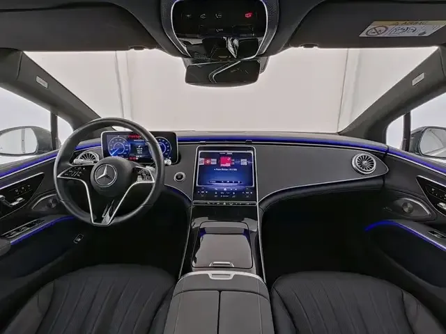 Mercedes-Benz EQS