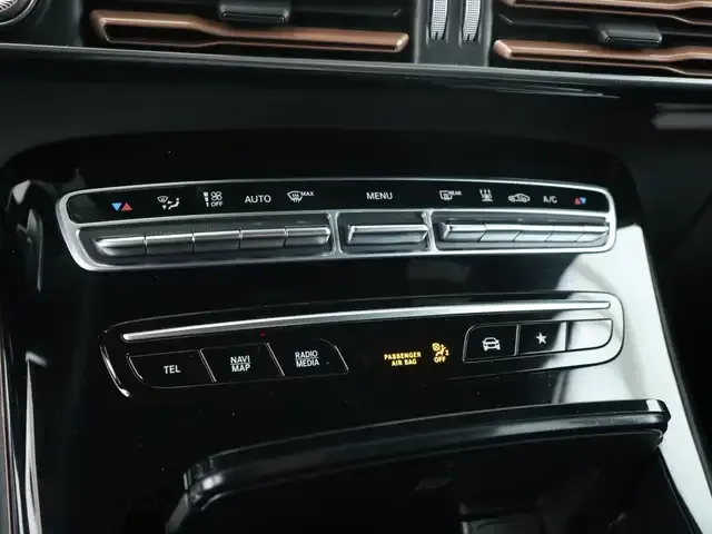 Mercedes-Benz EQC 400