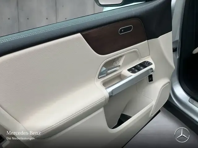 Mercedes-Benz EQB 250