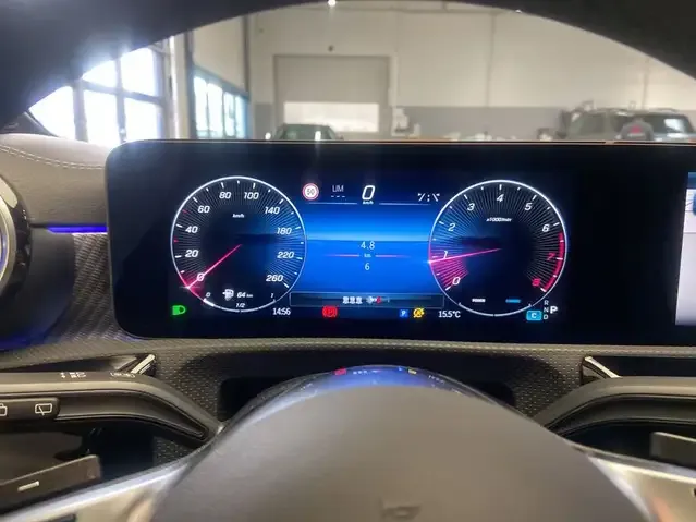 Mercedes-Benz CLA 180