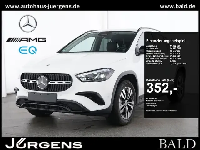 Mercedes-Benz GLA 200