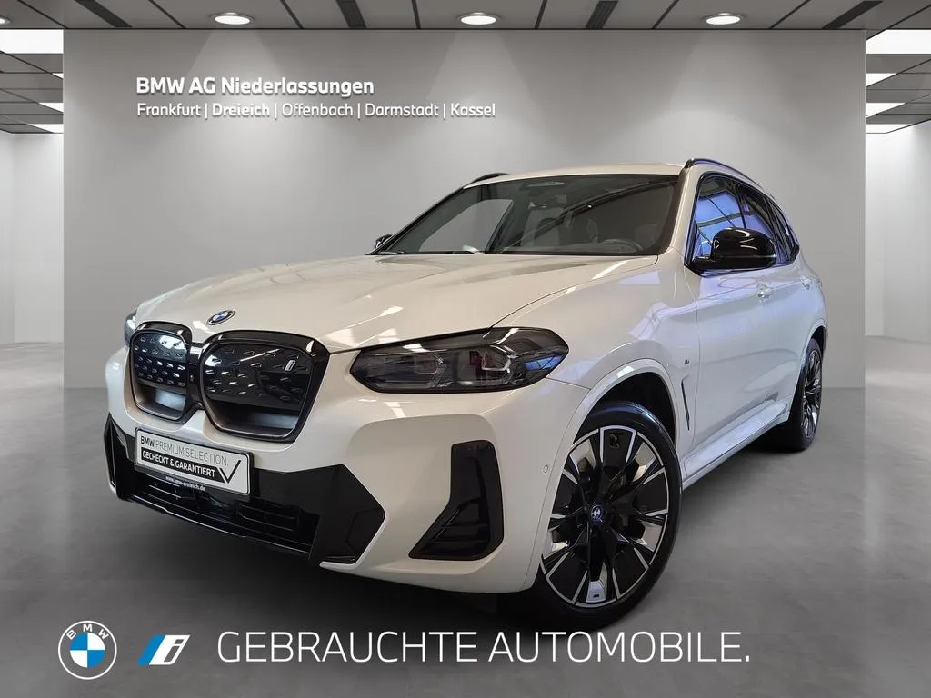 BMW iX3