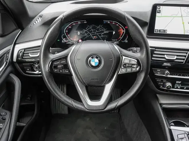 BMW 520