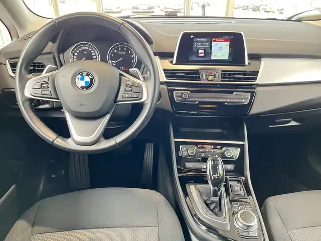 BMW 220