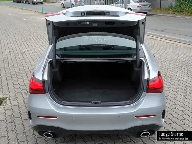 Mercedes-Benz A 35 AMG