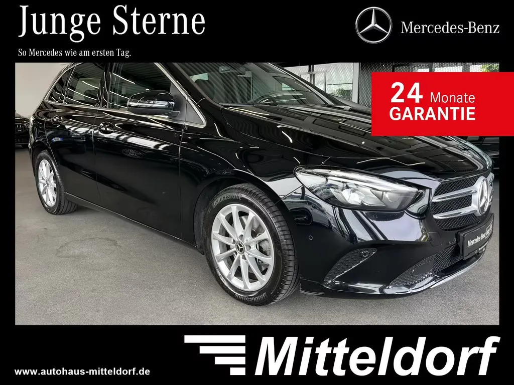Mercedes-Benz B 220