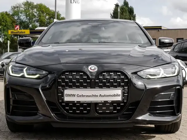 BMW 440