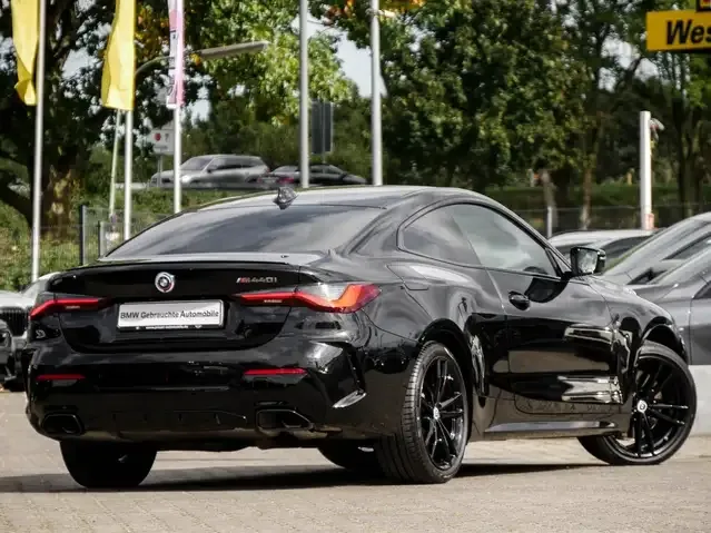 BMW 440