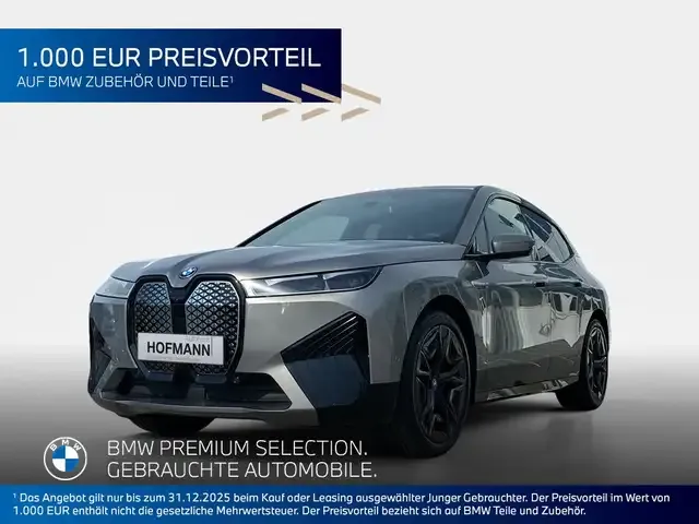 BMW iX